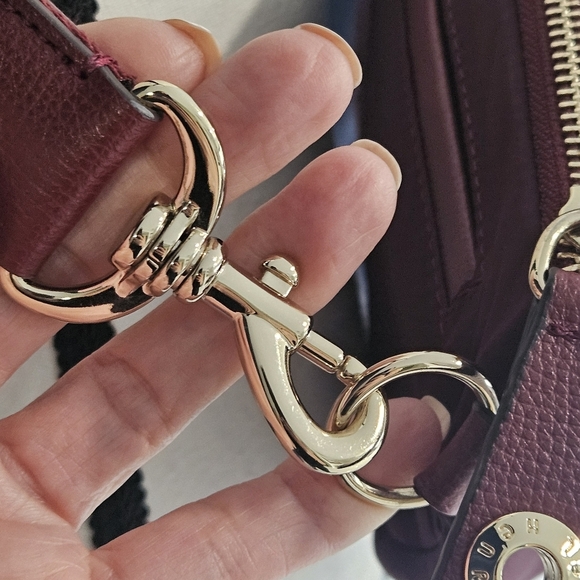 Henri Bendel Fanny/Crossbody/Belt Bag Burgundy - Picture 9 of 14